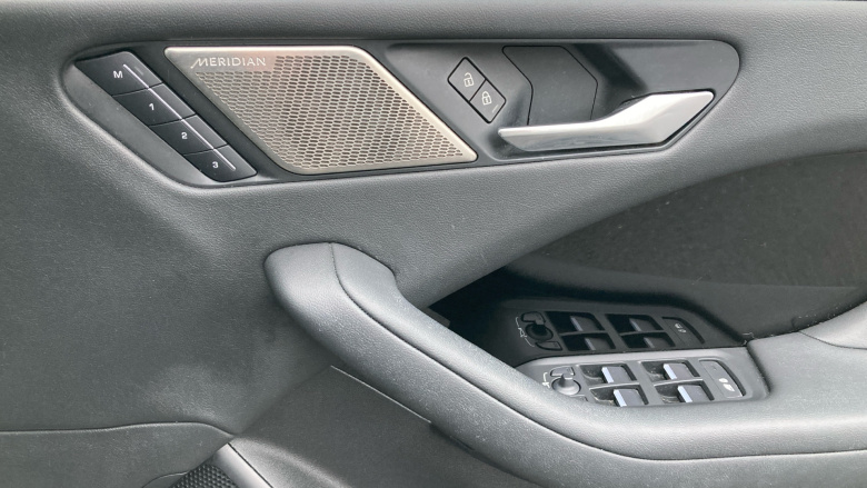 Jaguar I-Pace 294kW EV400 Black 90kWh 5dr Auto [11kW Charger] Electric Estate